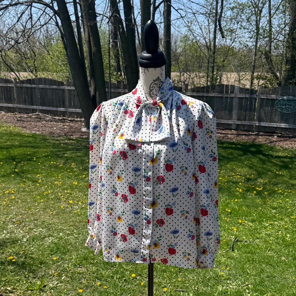 Vintage Floral Polka Dot Tie-Front Blouse